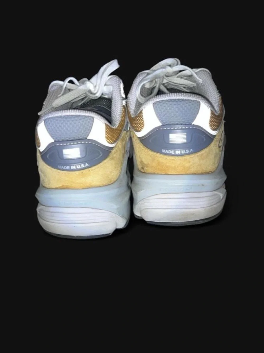 New Balance 990v6 sneakers in yellow